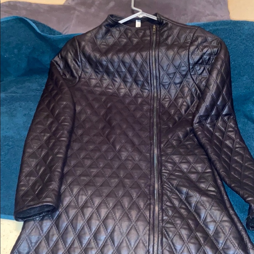 Women’s dress